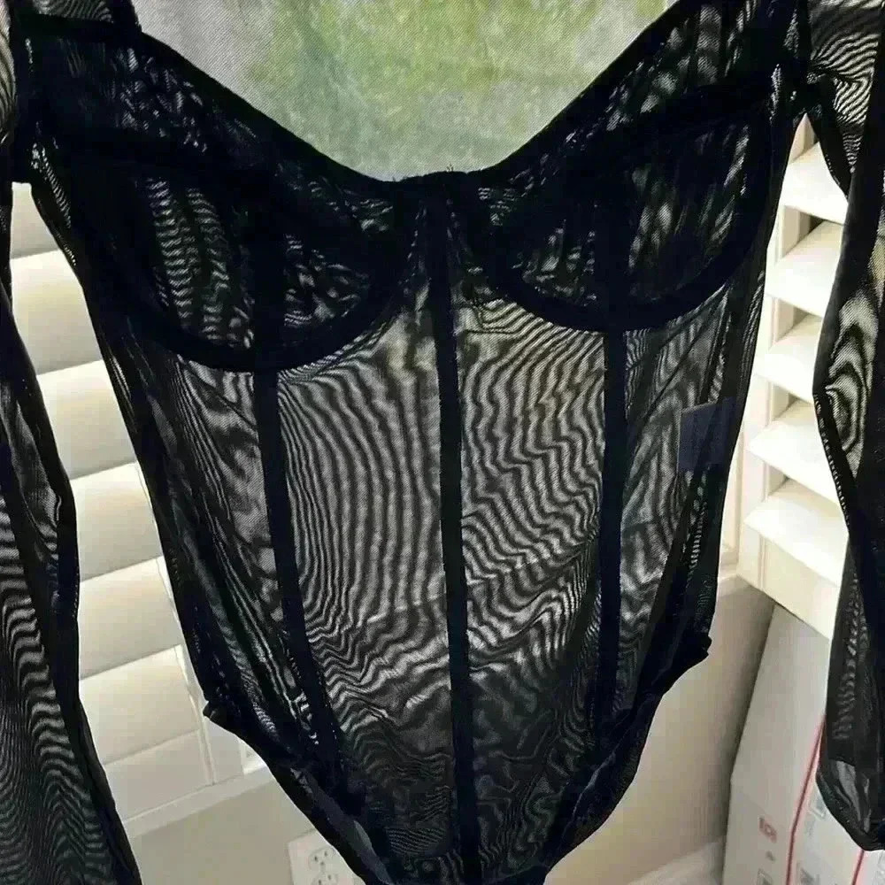 Princess Polly Sheer Black See Thru Mesh Bodysuit Long Sleeve Sz 8 Medium - Picture 3 of 13